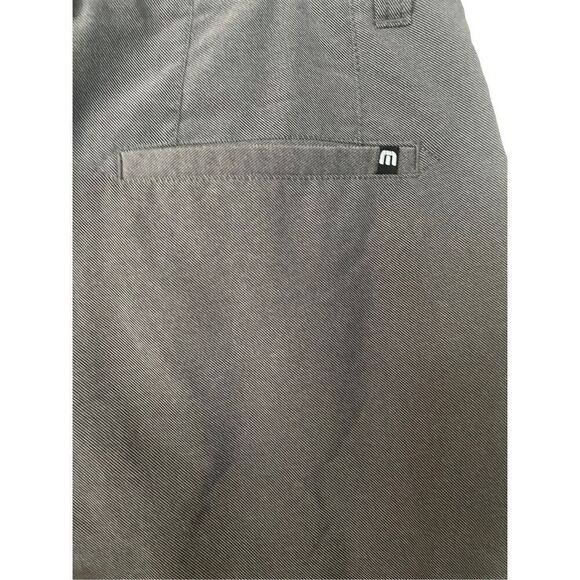Travis Mathew Mens Gray Flat Front Stretch Golf Bermuda Shorts Size 30 - Picture 3 of 11